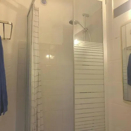 Studio Calme En Plein Coeur De Apartment Paris