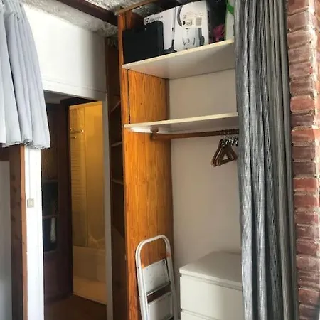 Appartamento Studio Calme En Plein Coeur De Parigi